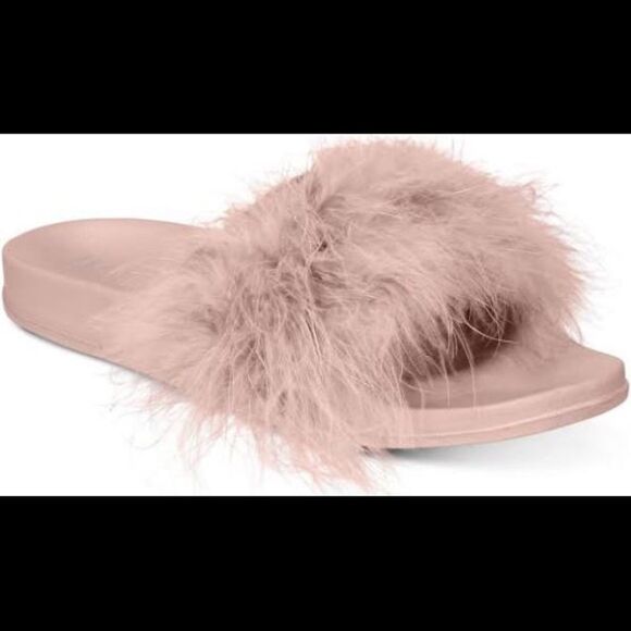 NWT INC open toe fluffy pink slippersUS11/12 - Picture 1 of 5